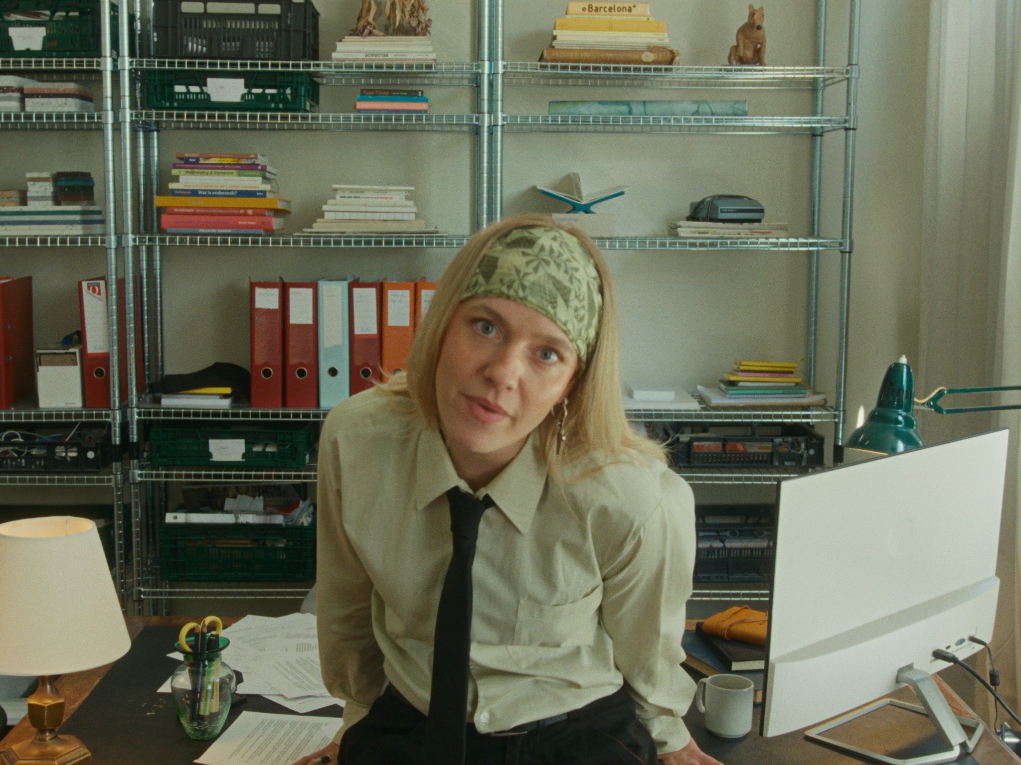 Still from LOE - Meneer