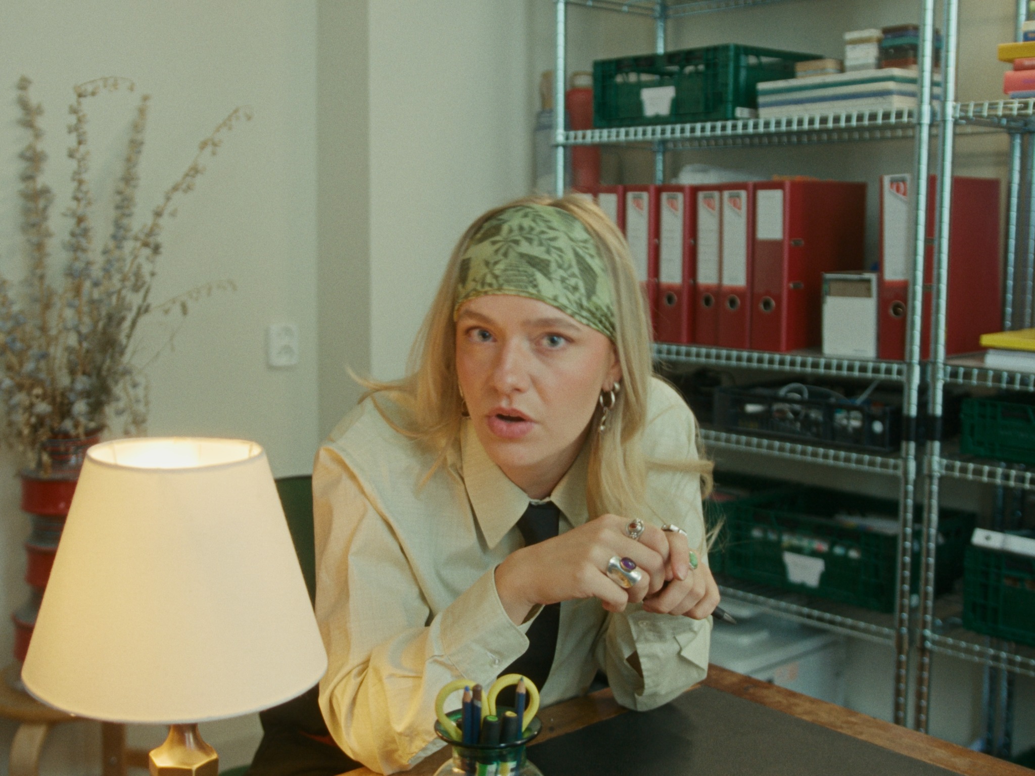 Still from LOE - Meneer